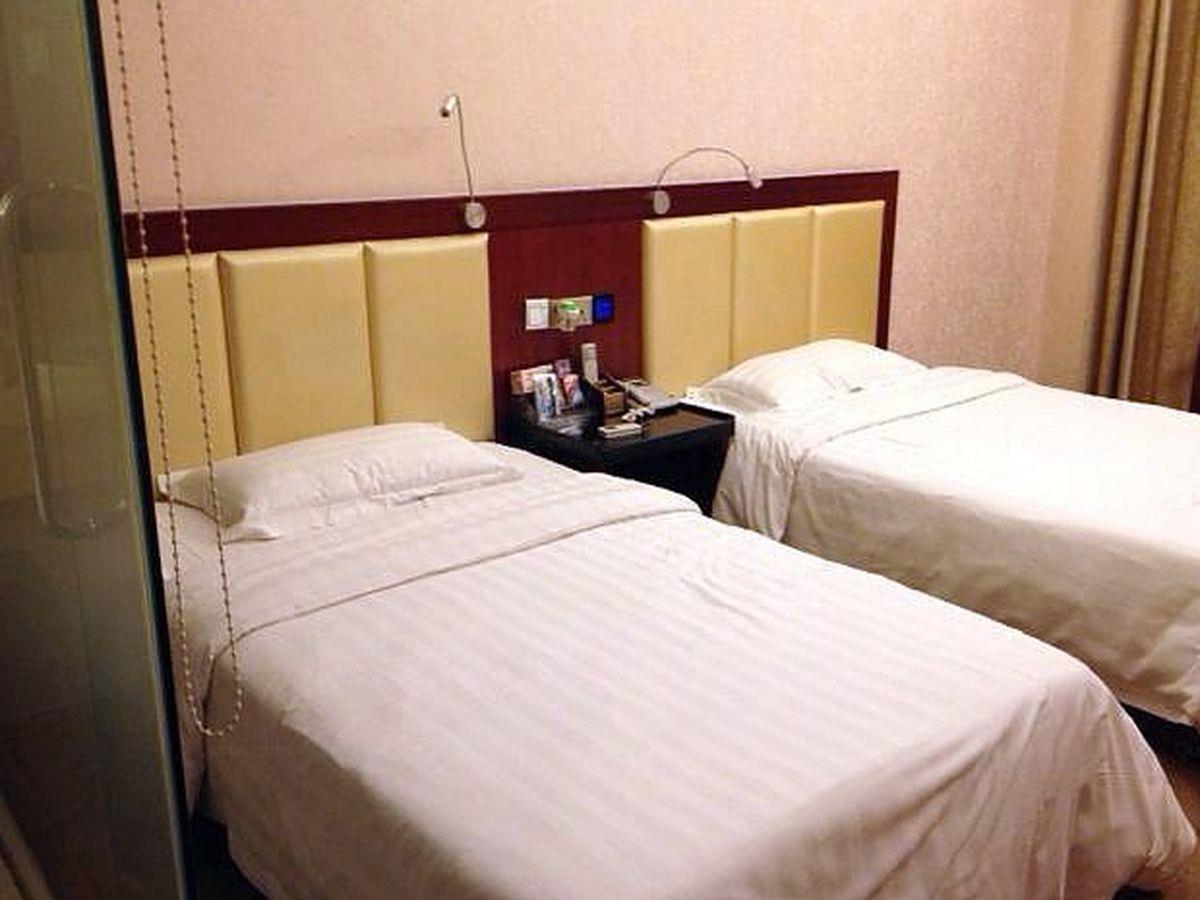 Nanjing Lukou Qiudu Hotel Екстериор снимка